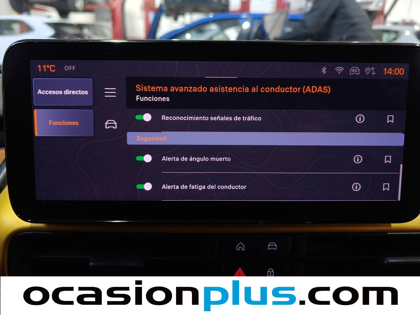 Foto Jeep Avenger Jeep Avenger 1.2 G Summit (100 CV)