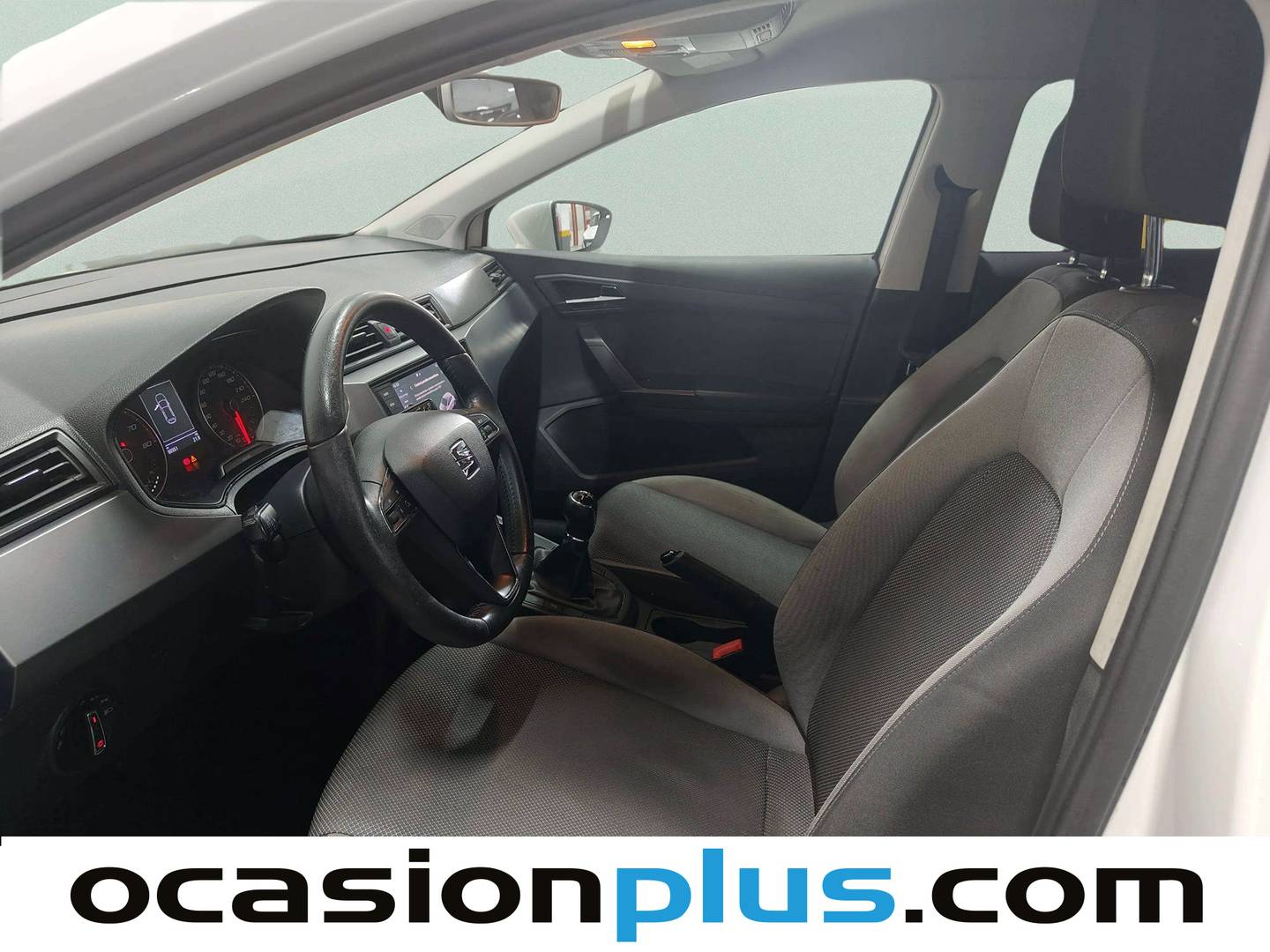 Foto asientos delanteros Seat Ibiza SEAT Ibiza 1.0 TSI Style Plus  (95 CV)