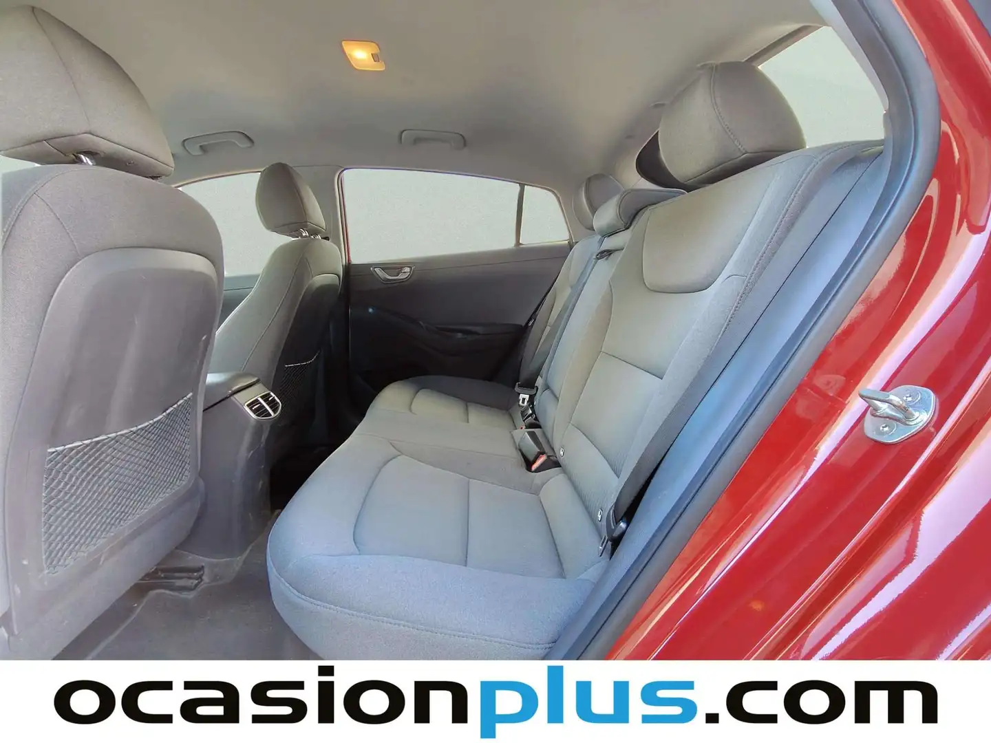 Foto Hyundai IONIQ Hyundai Ioniq 1.6 GDI HEV Tecno DCT (141 CV)