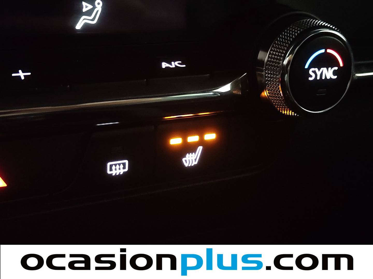 Equipamiento del Mazda Mazda3 Mazda Mazda 3 2.0 Skyactiv-X Zenith Safety Black AT (181 CV)