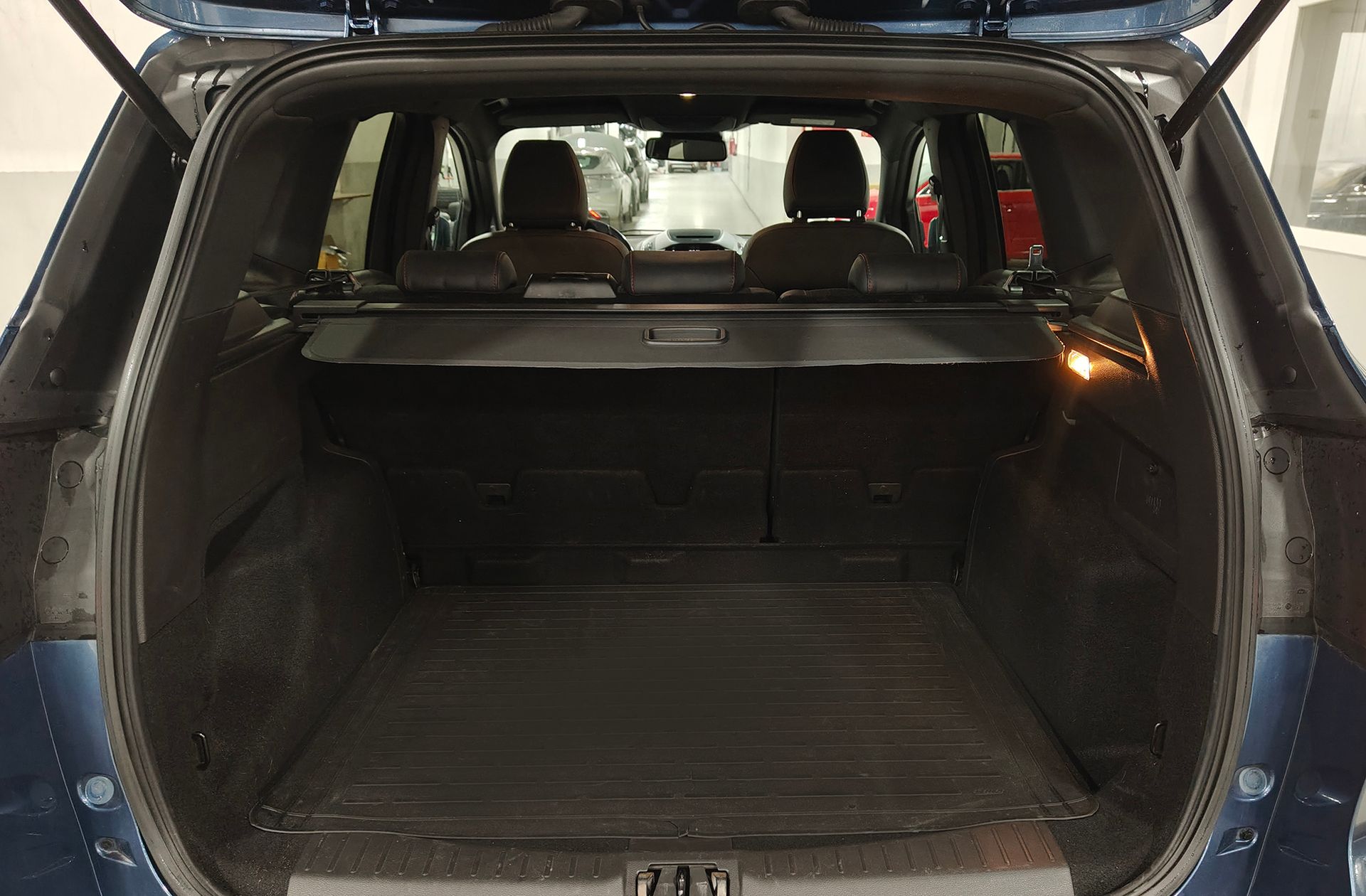 Ford Kuga 1.5 EcoBoost ST-Line Limited Edition 4x4 - foto 21