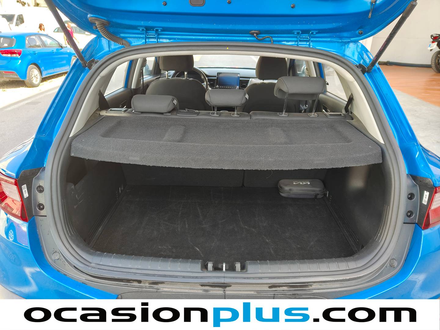 Fotos maletero KIA Stonic KIA Stonic 1.0 T-GDi Drive DCT (100 CV)