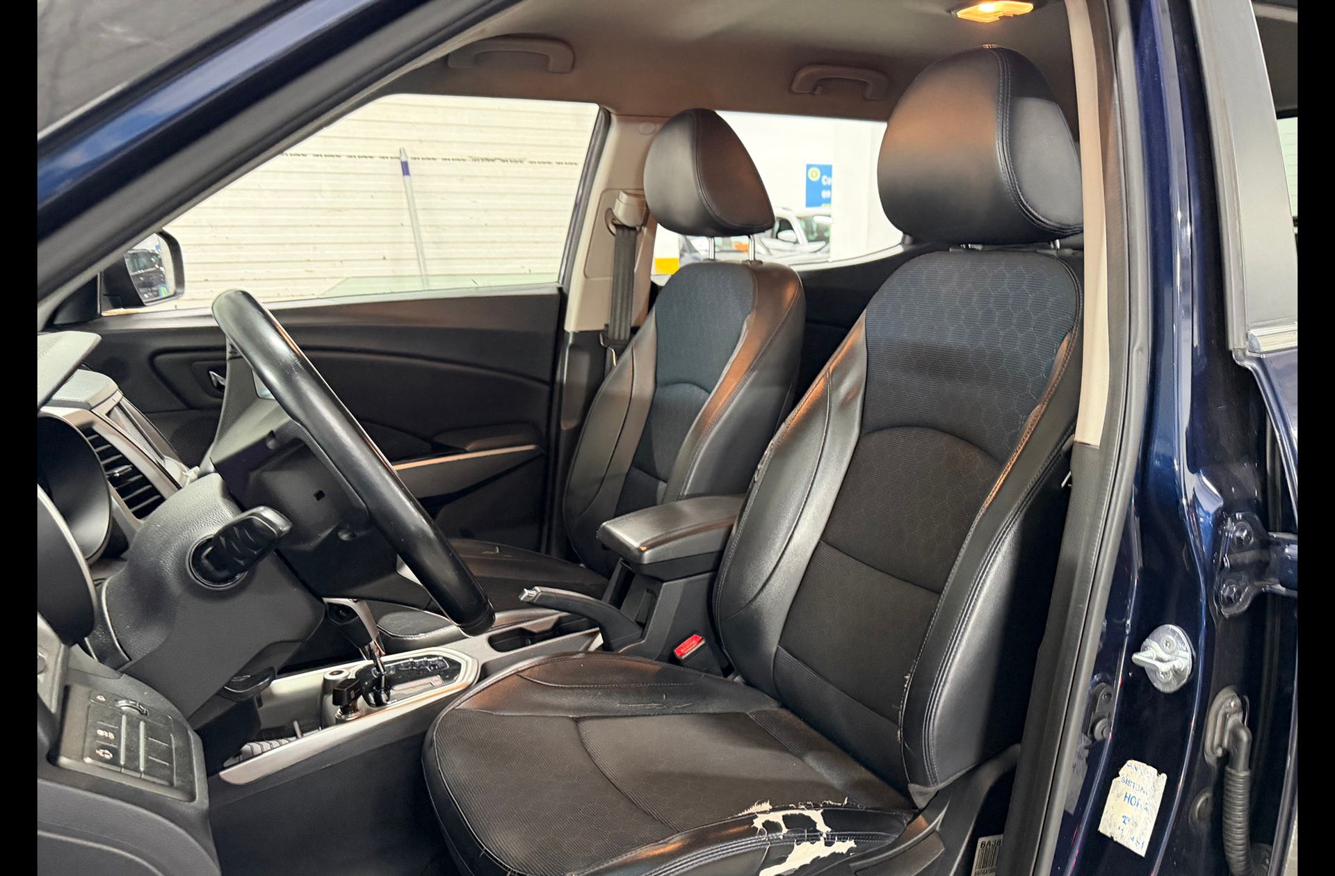 SsangYong Tivoli 1.6 D16T Limited 4x2 - foto 10