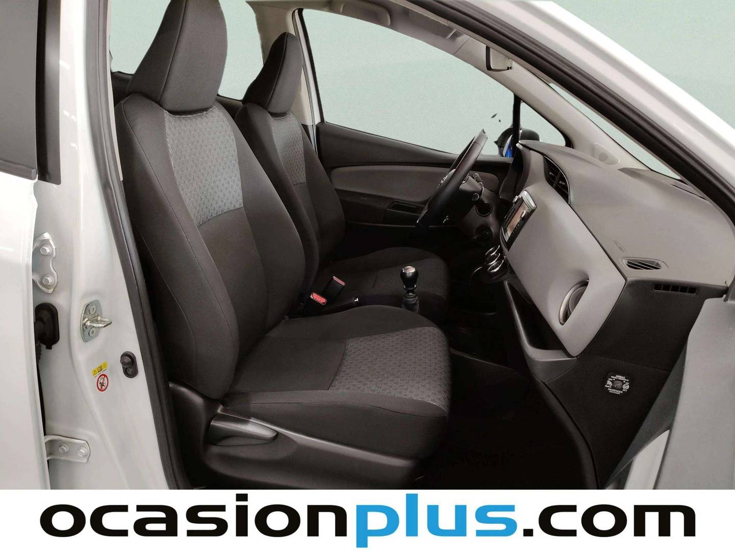 Foto Toyota Yaris Toyota Yaris 100 Active (99 CV) siete plazas