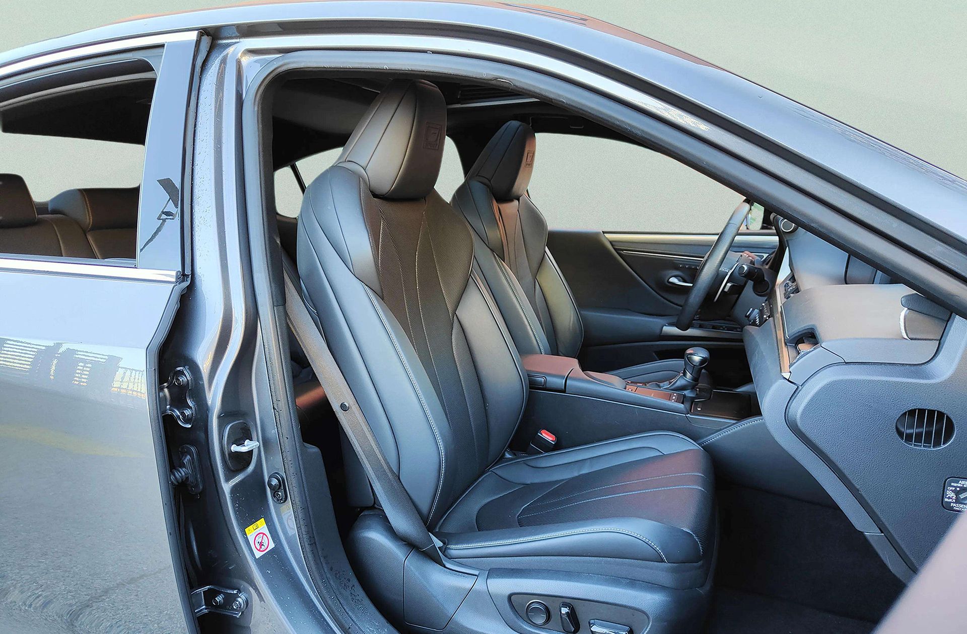 Lexus ES 300h F Sport - foto 20