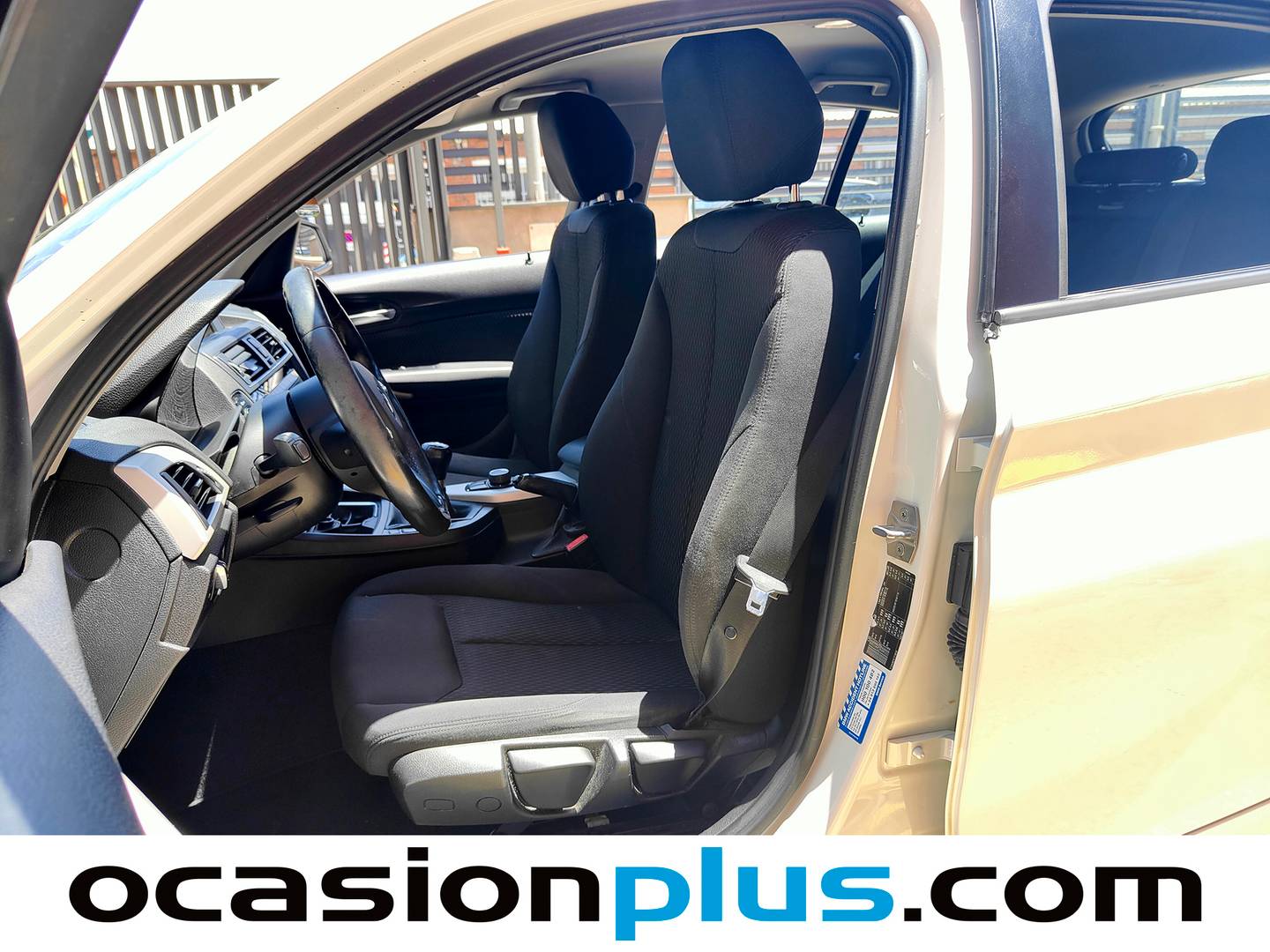 Foto asientos delanteros BMW Serie 1 BMW Serie 1 116d (116 CV)