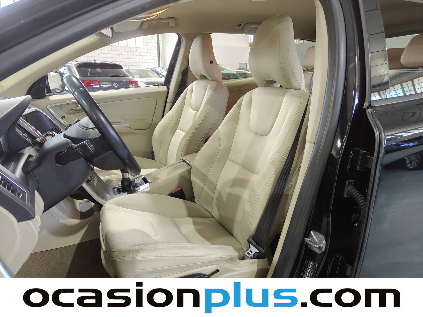 Foto asientos delanteros Volvo XC60 Volvo XC60 D3 Kinetic (136 CV)