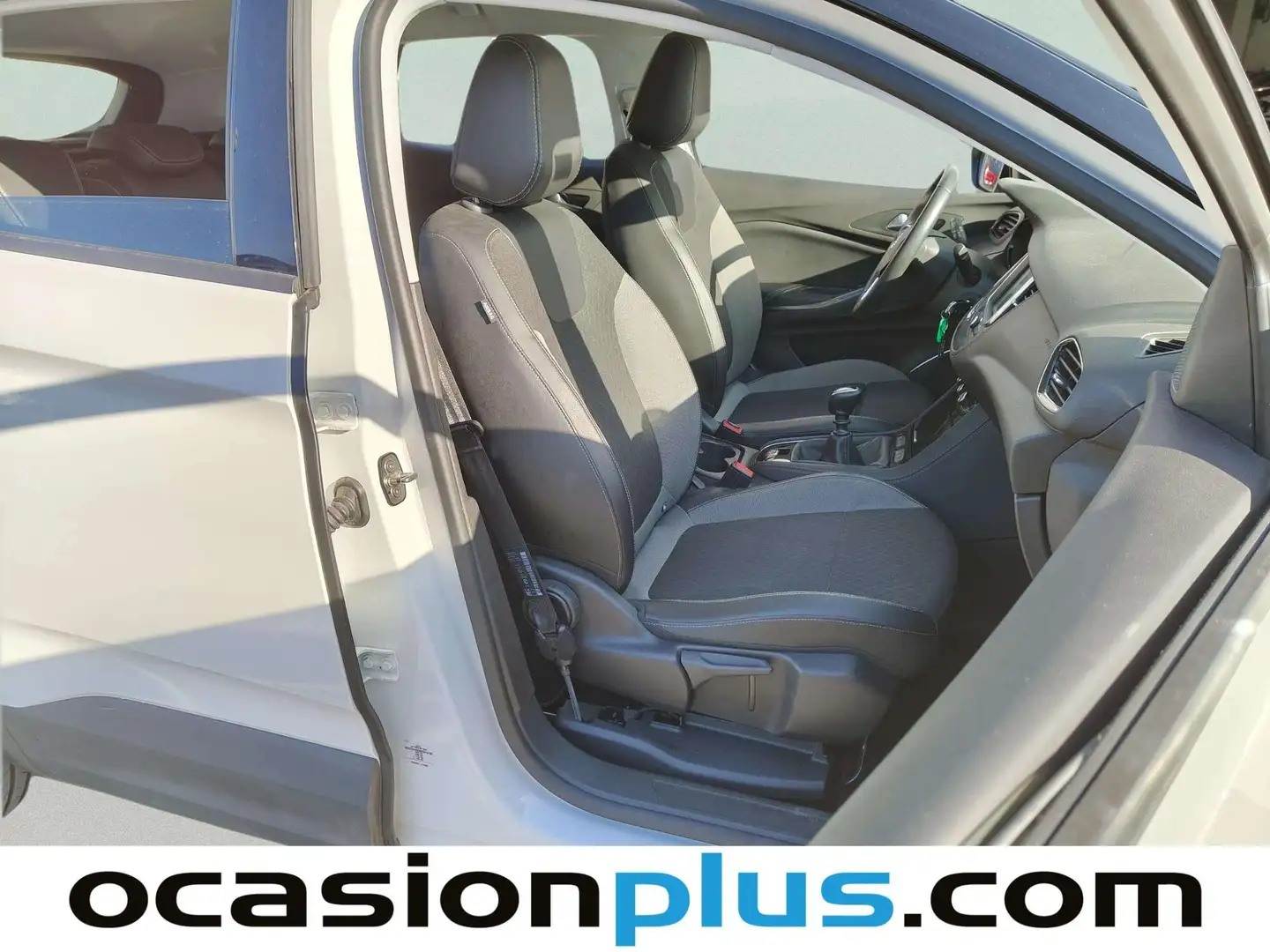 Foto Opel Grandland X Opel Grandland X 1.2 Turbo S&S Design Line (130 CV)