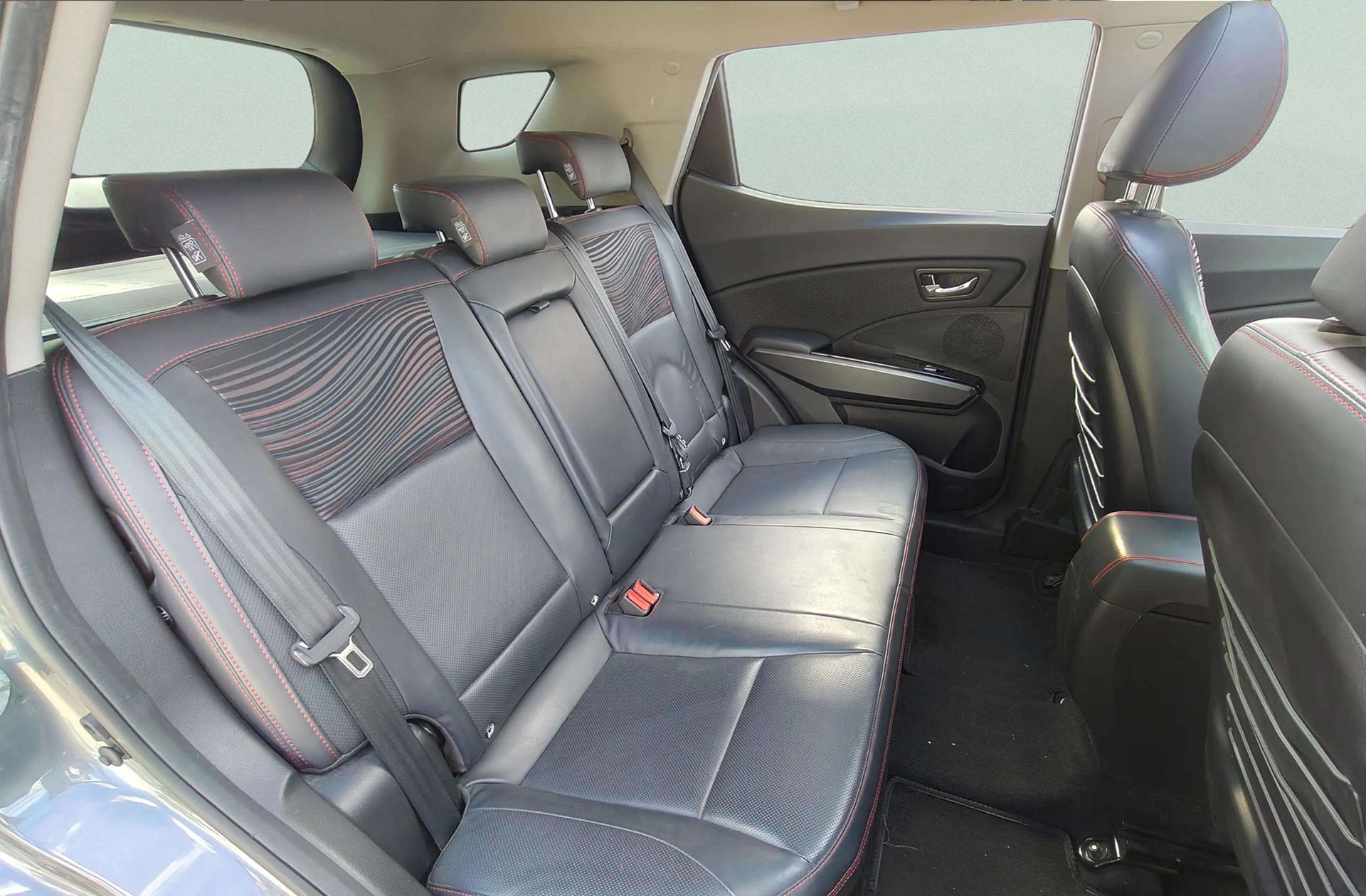 SsangYong XLV D16T Limited - foto 17