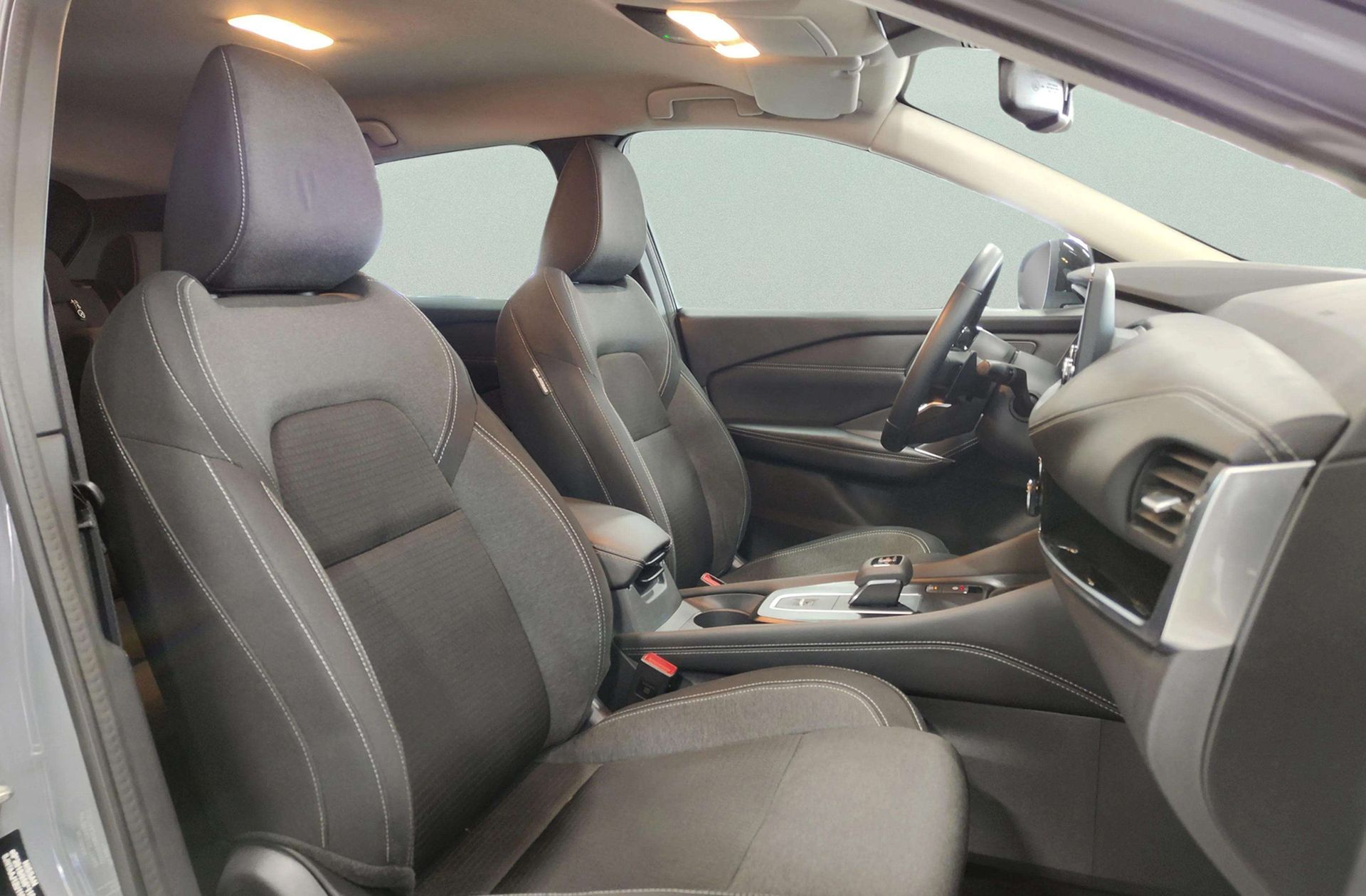 Nissan Qashqai DIG-T 158 mHEV N-Connecta Xtronic - foto 19