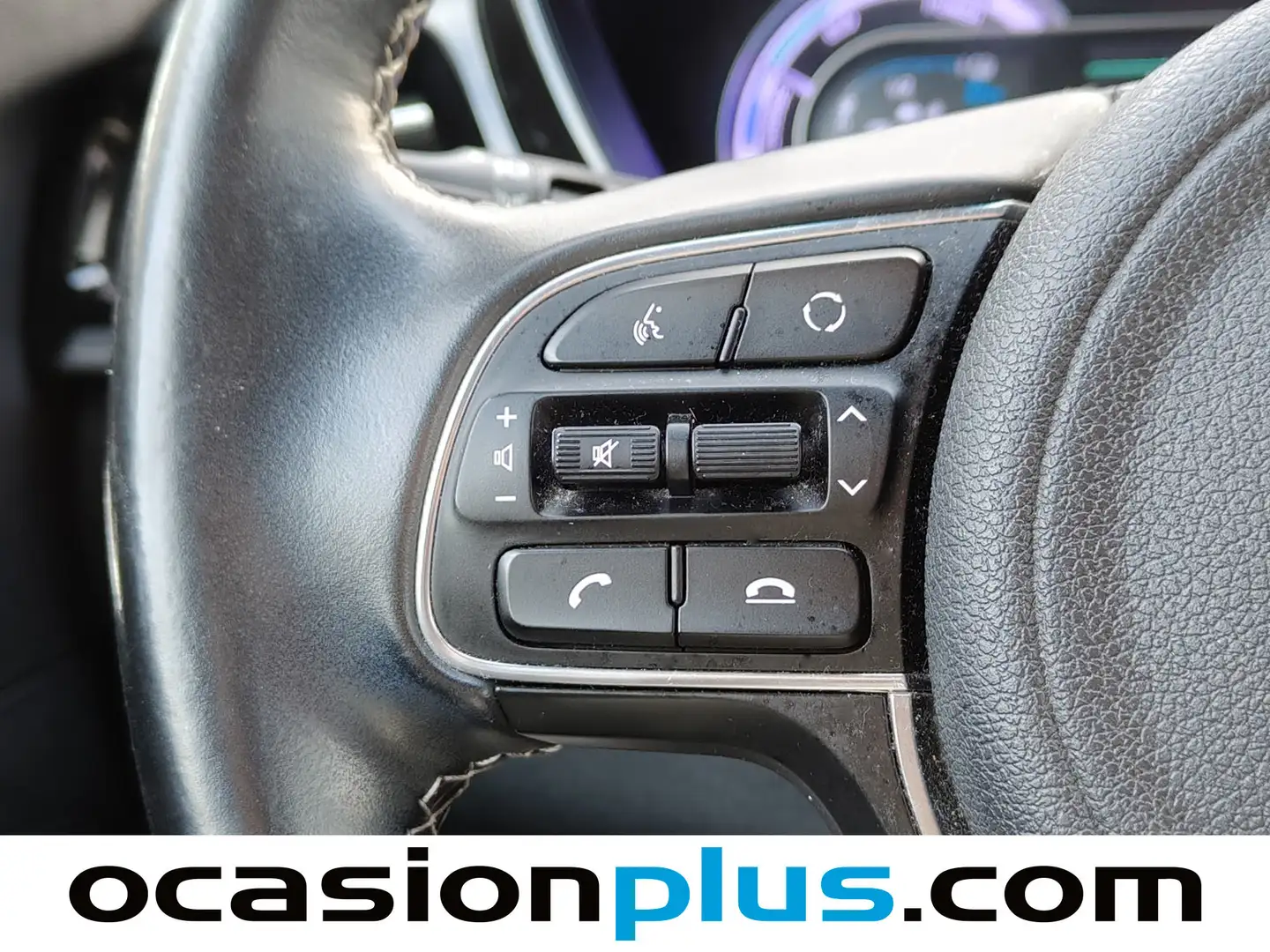 Foto KIA Niro Kia Niro 1.6 GDi PHEV Híbrido Emotion (141 CV)