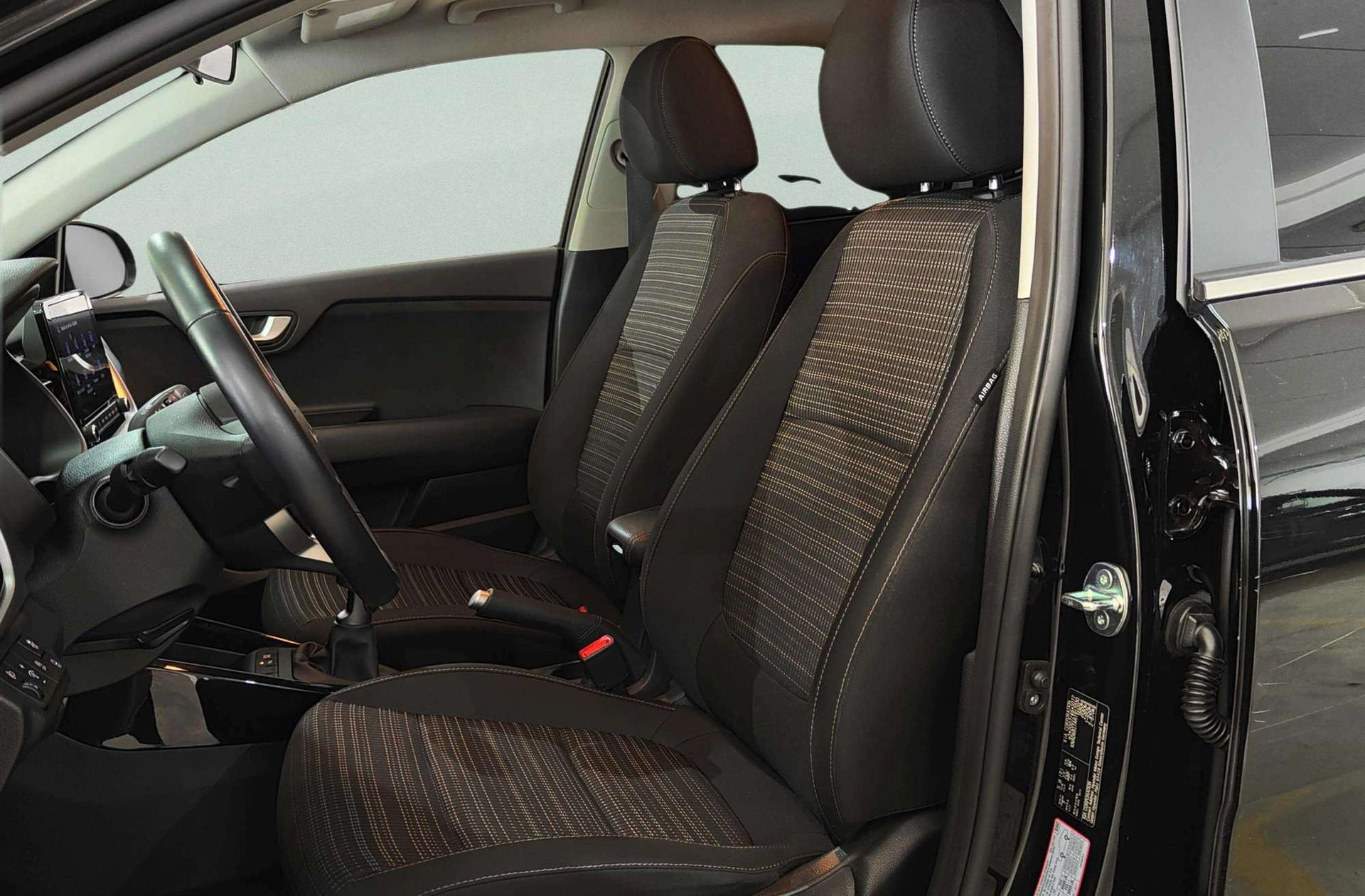 Kia Stonic 1.0 T-GDi MHEV Drive - foto 13