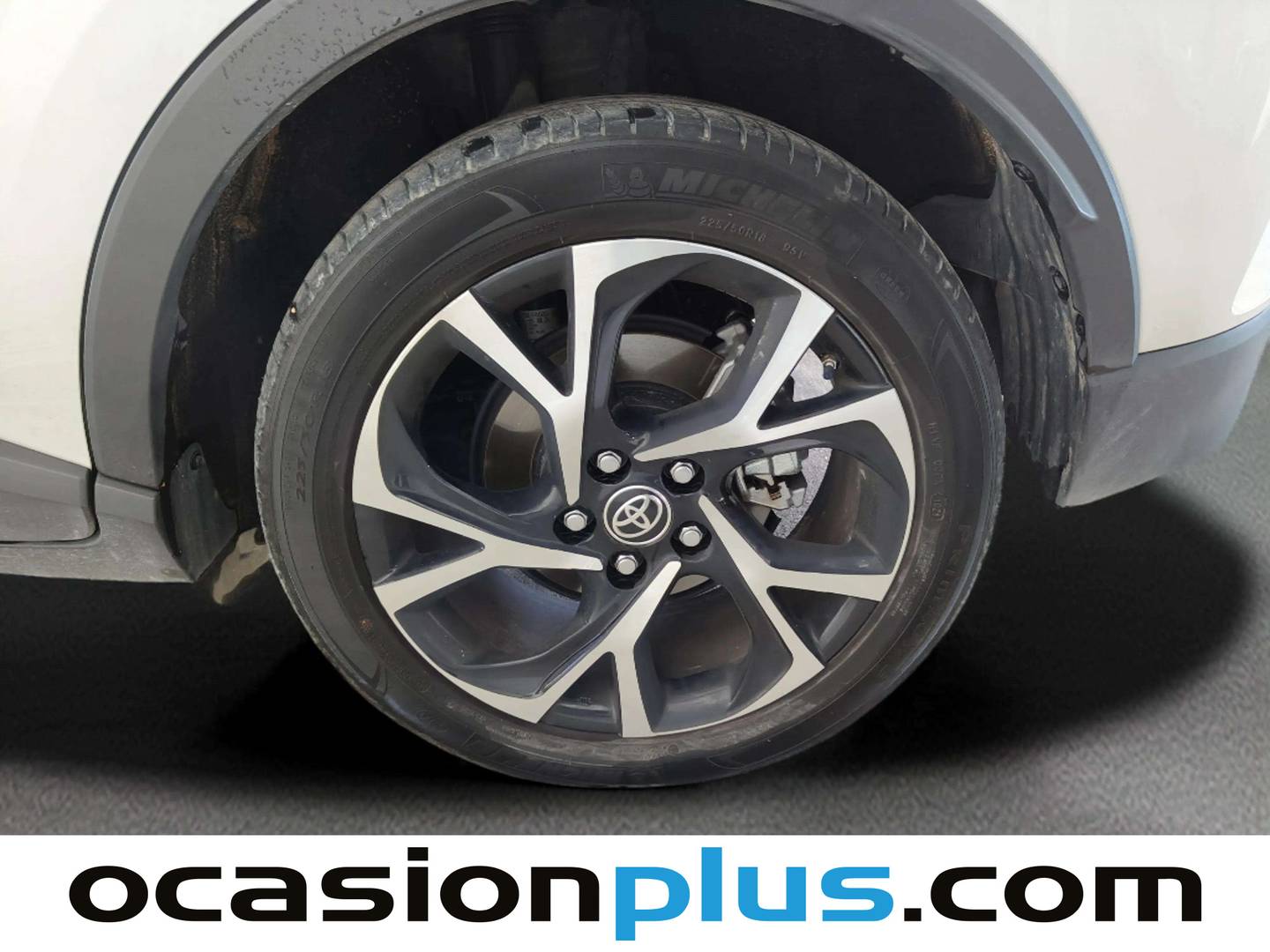 Foto Toyota C-HR Toyota C-HR 1.8 125H Advance (122 CV)