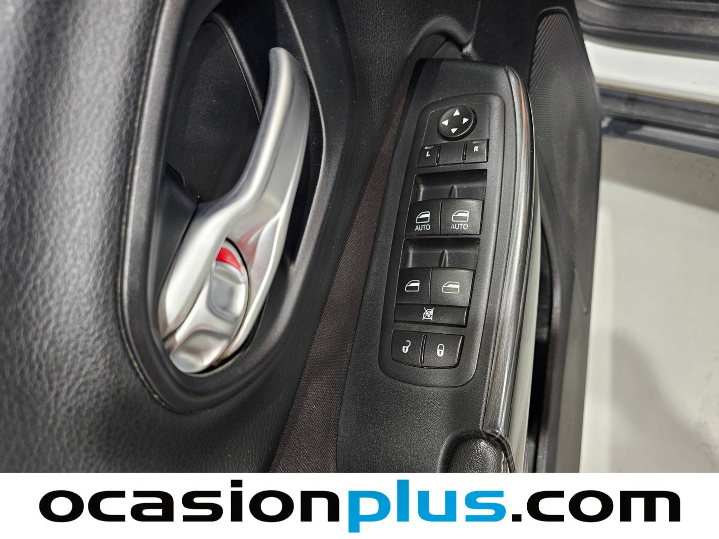 Foto Jeep Cherokee Jeep Cherokee 2.0 Diesel Longitude 4x2 (140 CV)