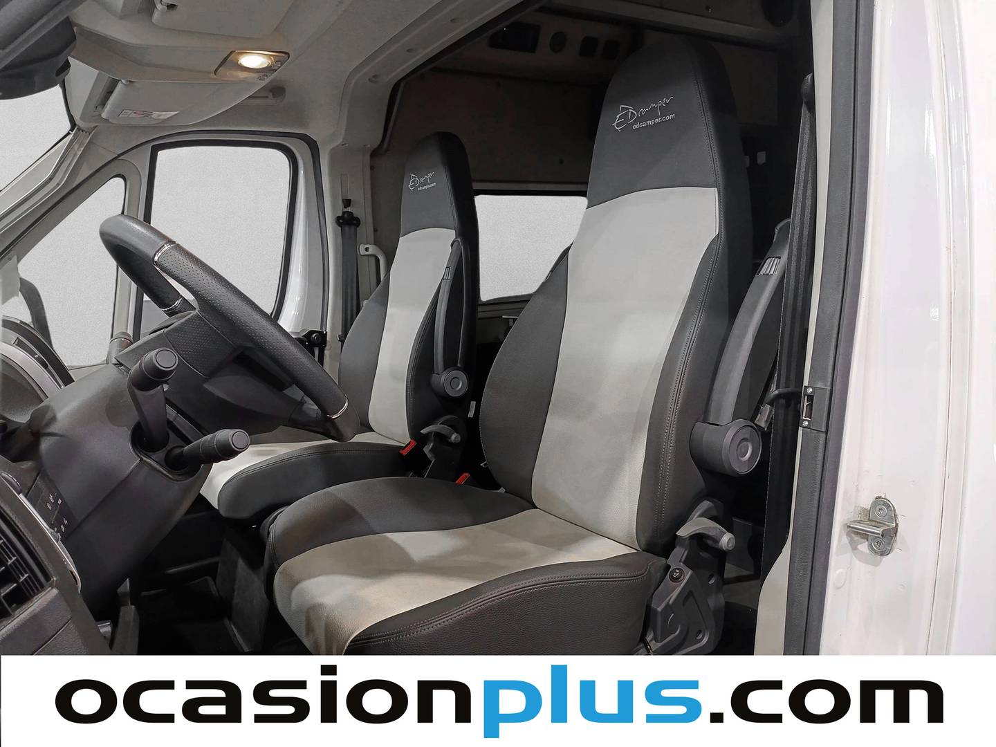 Foto asientos delanteros Fiat Ducato Fiat Ducato Furgón Maxi 35 L4 H3 2.3 1FA  (160 CV)