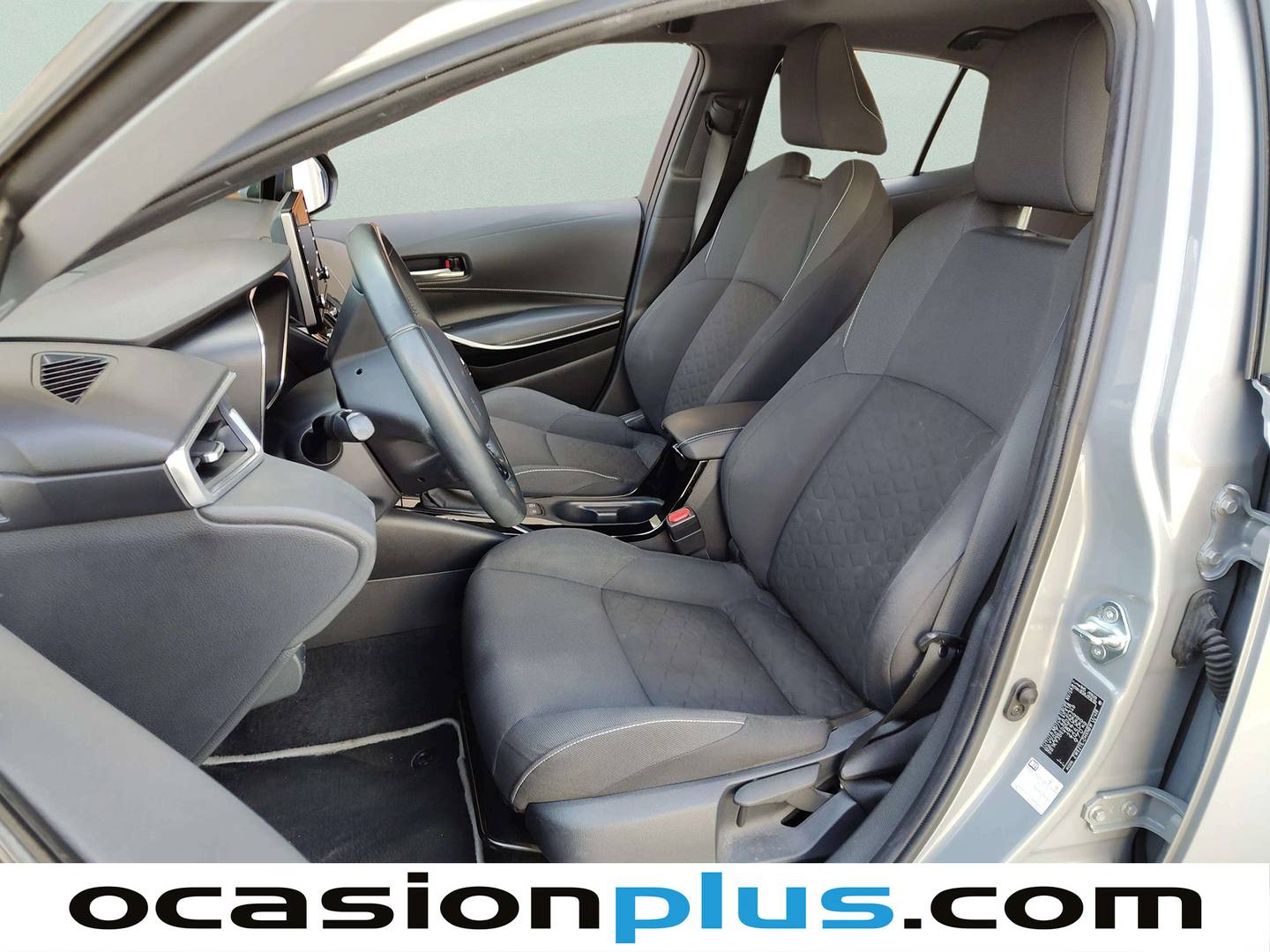 Foto asientos delanteros Toyota Corolla Toyota Corolla 1.8 125 Híbrido Feel! E-CVT (122 CV)