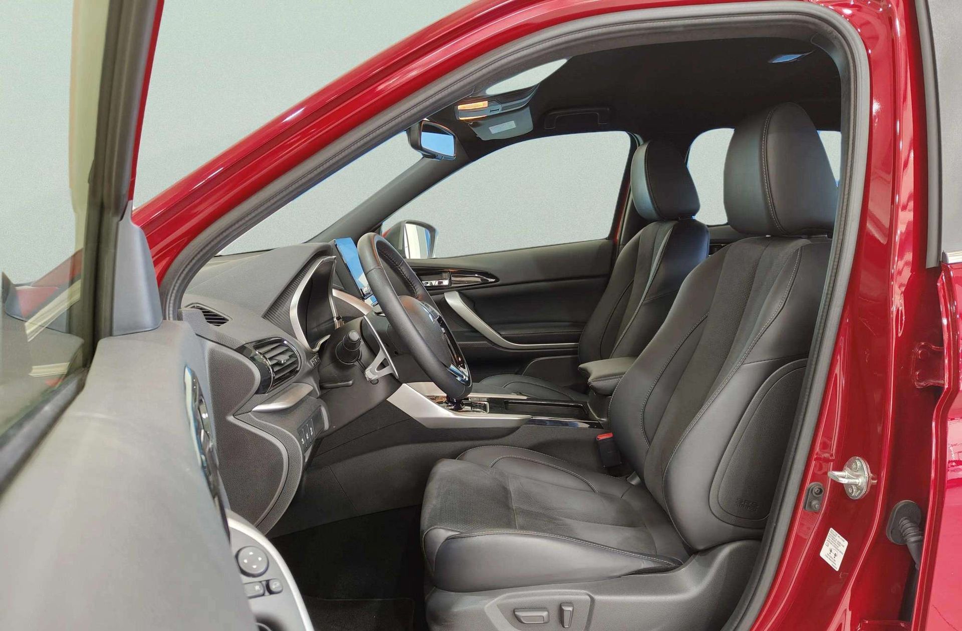 Mitsubishi Eclipse Cross 2.4 PHEV Kaiteki 4WD - foto 13