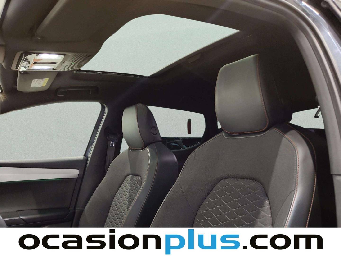 Extras y acabados del Seat León Seat León 1.5 TSI S&S FR Go L (150 CV)