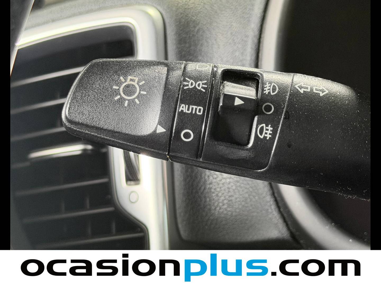 Acabados KIA Sportage KIA Sportage 1.6 GDi x-Tech18 4x2 (132 CV)