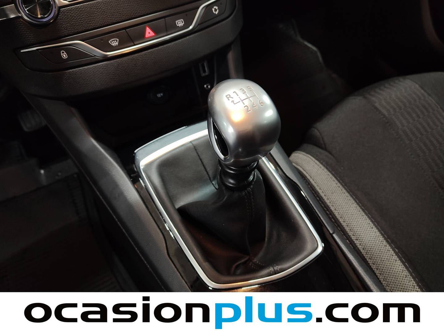 Foto Peugeot 308 Peugeot 308 PureTech 130 S&S Style (130 CV)