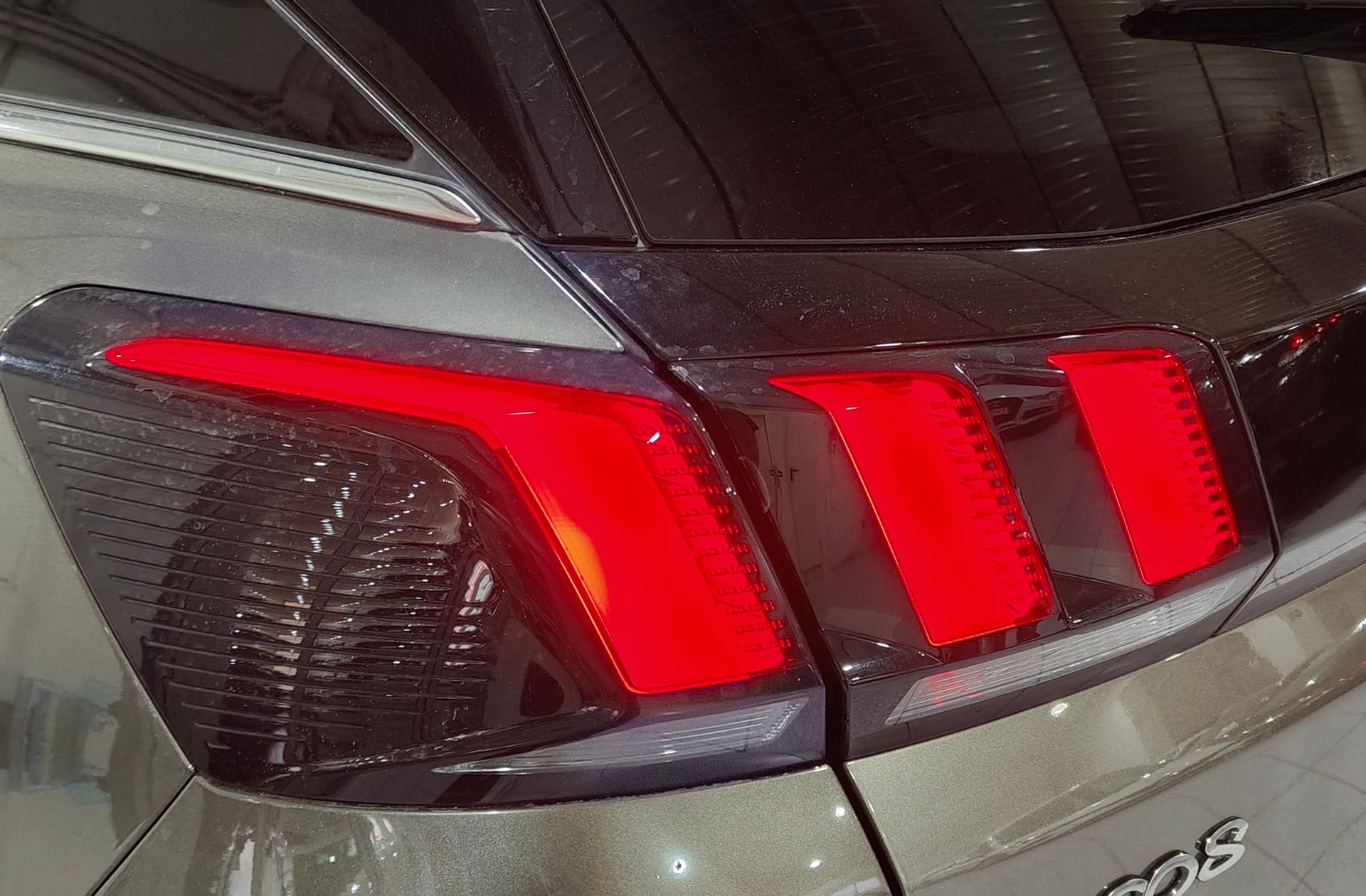 Peugeot 3008 BlueHDi 130 GT Line - foto 18