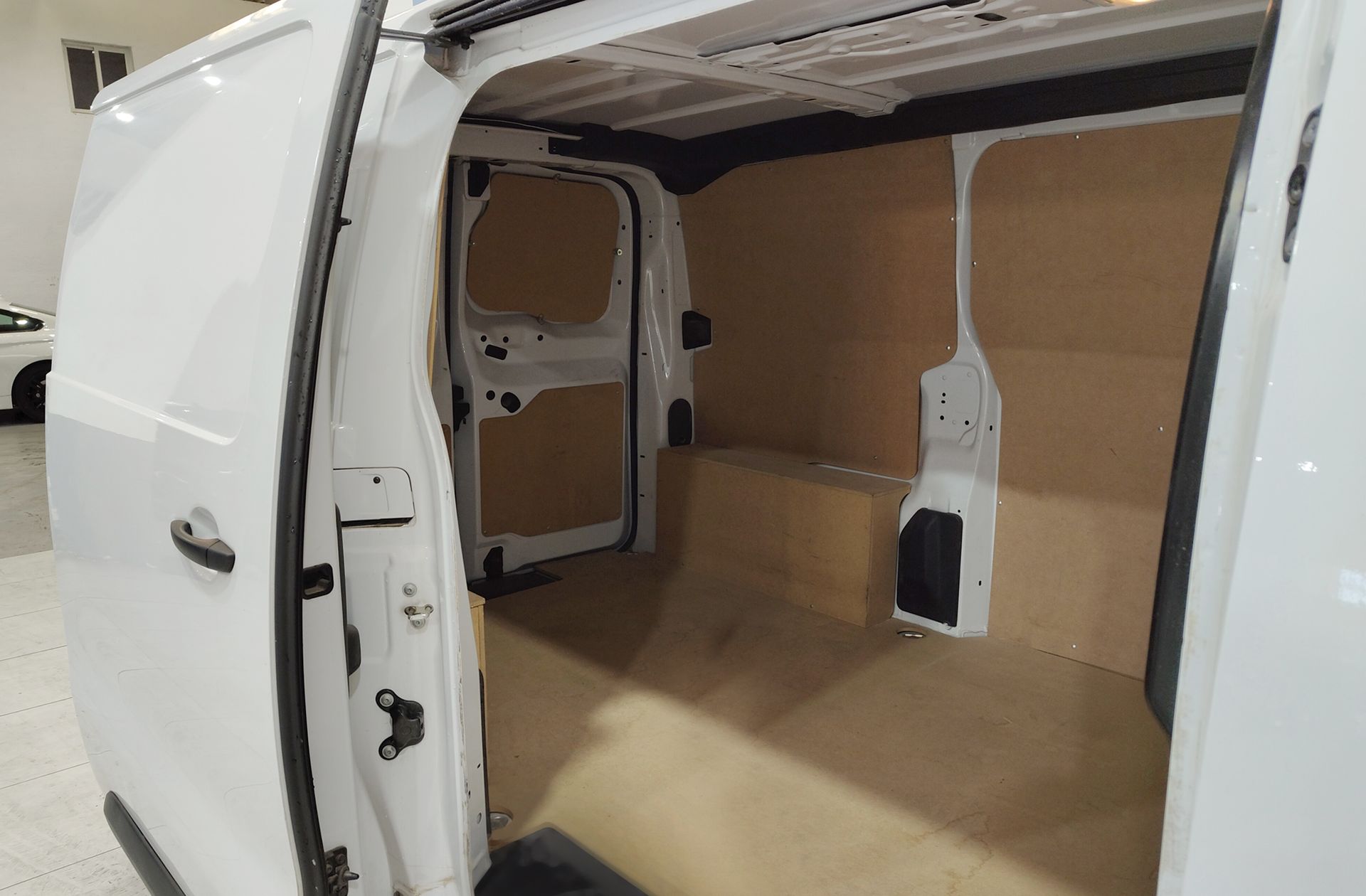 Fiat Scudo Furgon 1.5 BlueHDi L2 - foto 12