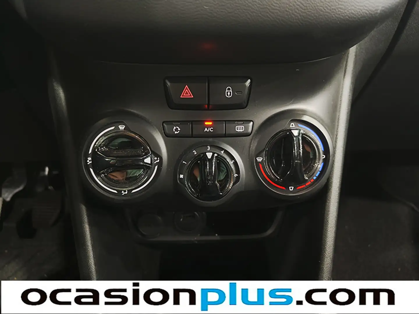 Foto Peugeot 208 Peugeot 208 PureTech 110 Signature (110 CV)