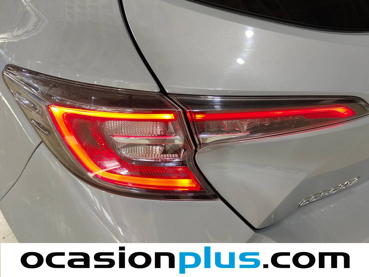 Accesorios del Toyota Corolla Toyota Corolla 180H GR-SPORT E-CVT (184 CV)