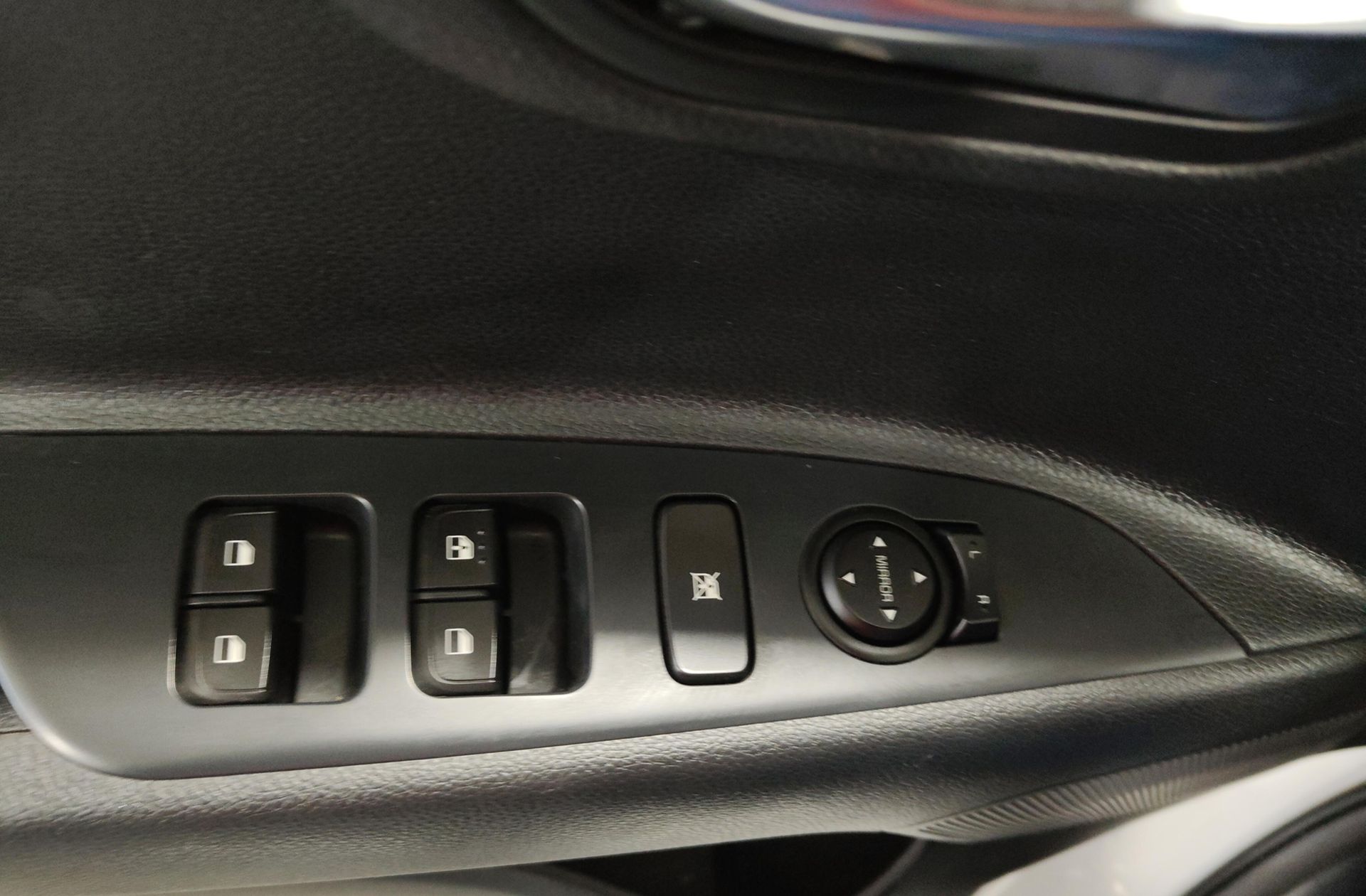 Kia Stonic 1.0 T-GDi Drive - foto 27