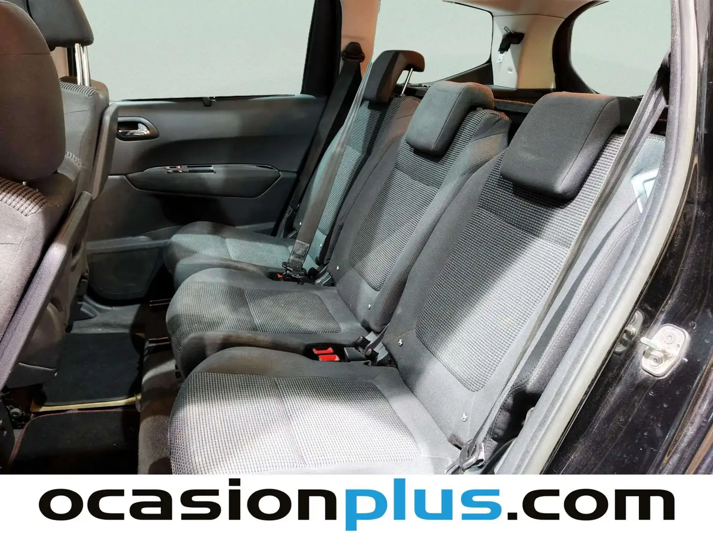 Foto Peugeot 5008 Peugeot 5008 1.6 BlueHDi FAP Allure (120 CV)