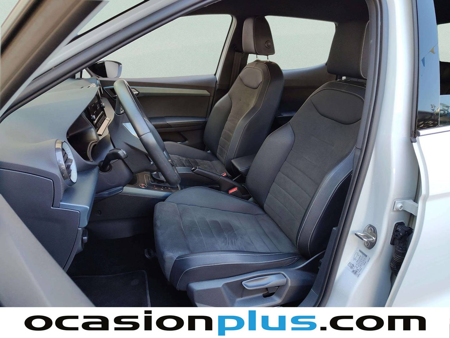 Foto asientos delanteros Seat Arona Seat Arona 1.0 TSI Xperience Special Edition DSG (115 CV)
