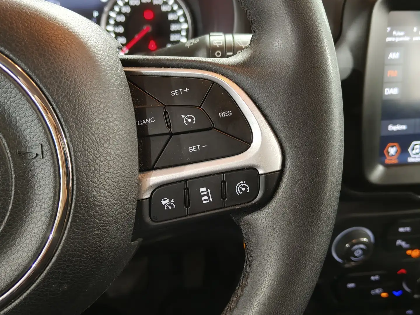 Foto Jeep Renegade Jeep Renegade 1.5 Limited ATX (130 CV)