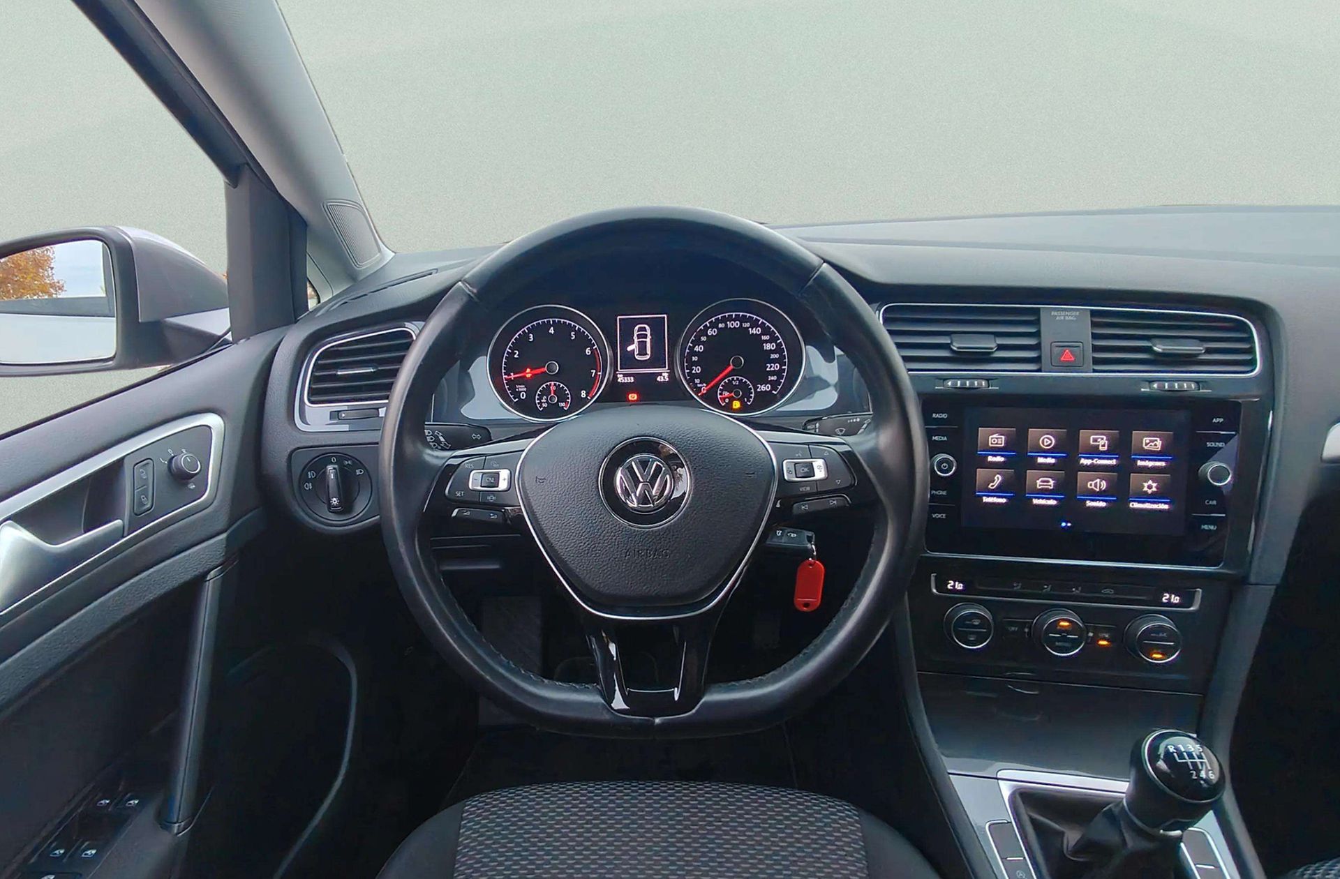 Volkswagen Golf Business 1.0 TSI - foto 17