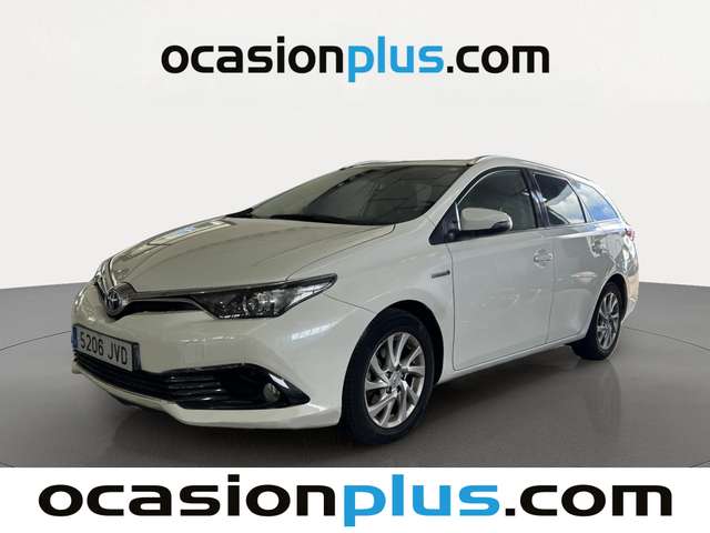 Toyota Auris 140H Touring Sports Active (136 CV) de segunda mano
