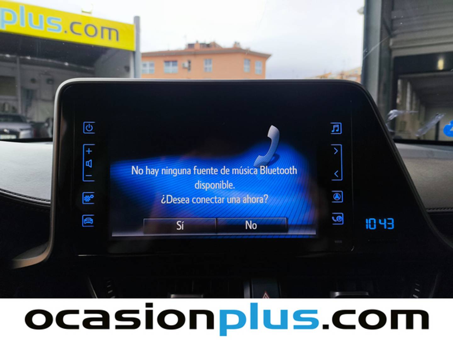 Foto Toyota C-HR Toyota C-HR 1.8 125H Advance (122 CV)