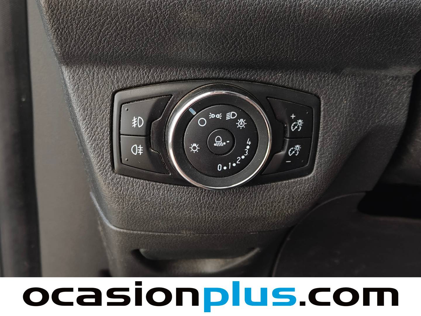 Ford Tourneo Courier Ford Tourneo Courier 1.0 EcoBoost Titanium (100 CV) de segunda mano