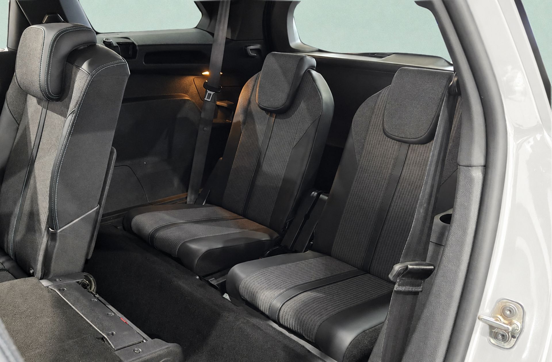 Peugeot 5008 PureTech 130 Allure 7 plazas - foto 14
