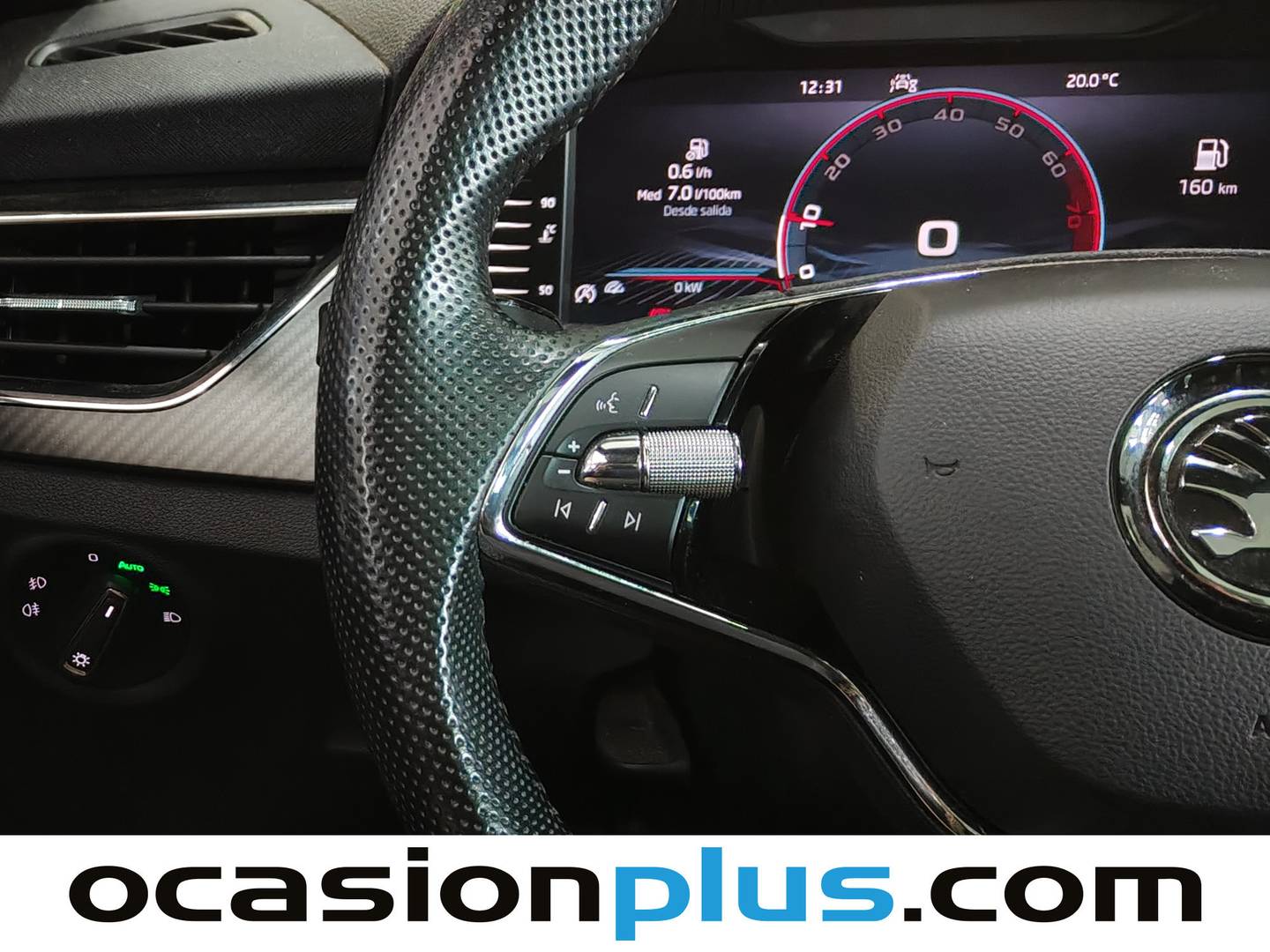 Foto Skoda Kamiq Skoda Kamiq 1.0 TSI Sport 81 kW (110 CV)