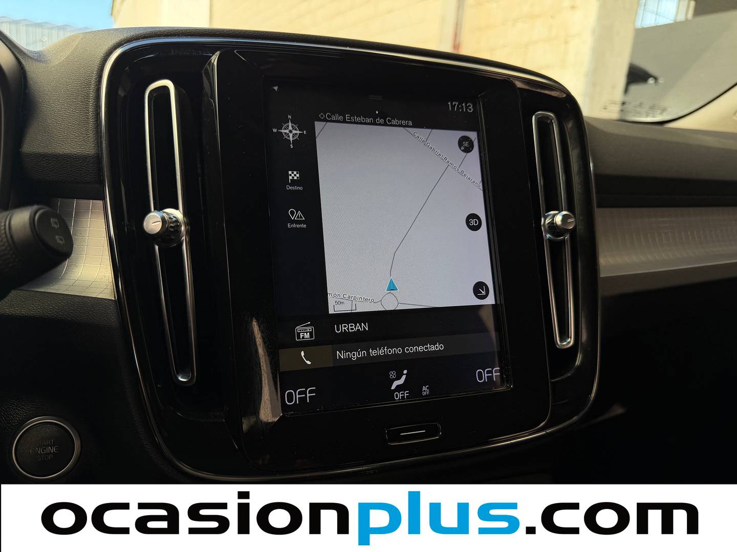 Extras y acabados del Volvo XC40 Volvo XC40 T4 Momentum Auto (190 CV)