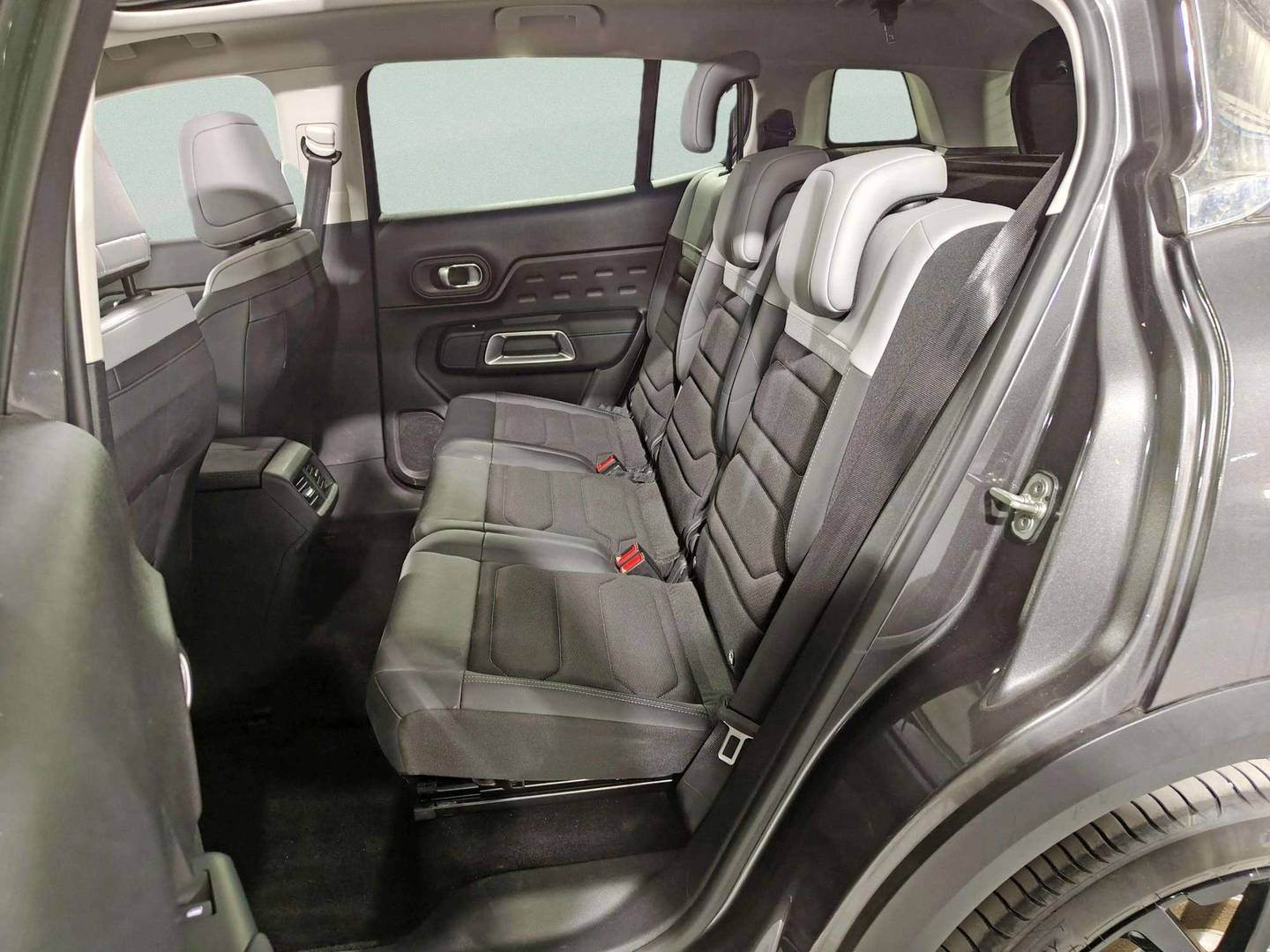 Foto asientos traseros Citroën C5 Aircross Citroen C5 Aircross Plug-in Hybrid Max e-EAT8 (225 CV)