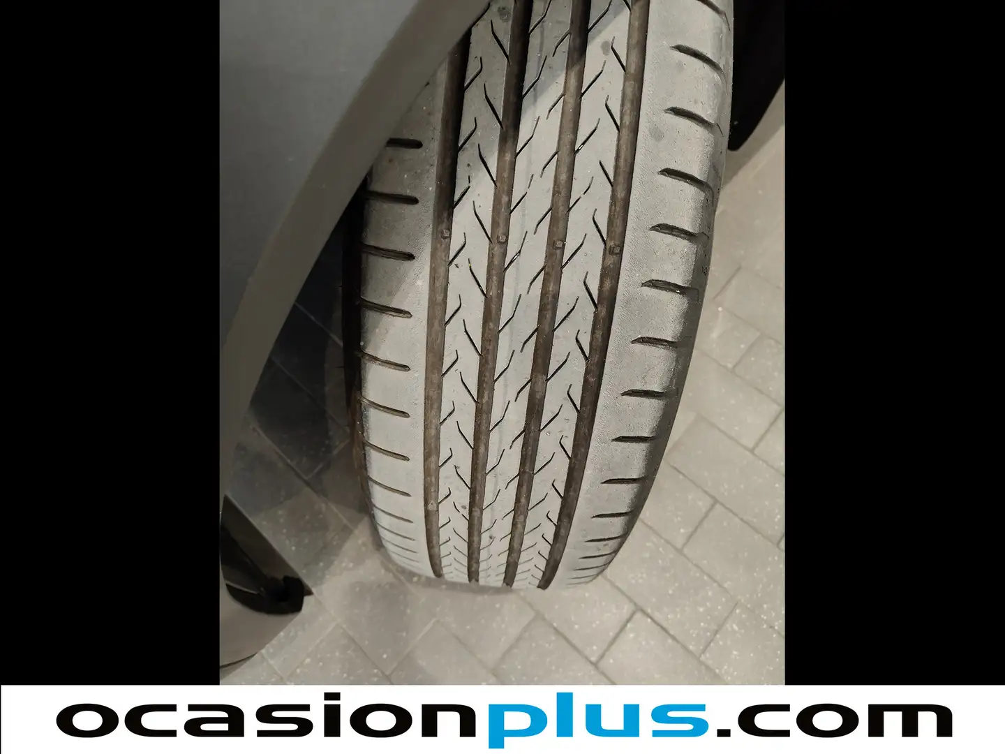 Foto Peugeot 2008 Peugeot 2008 PureTech 130 S&S Allure Pack EAT8 (130 CV)