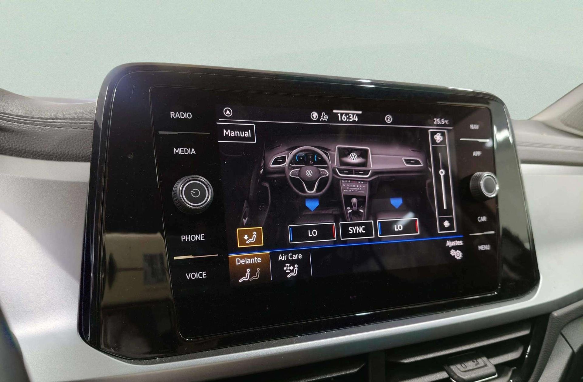 Volkswagen T-Roc Life 1.0 TSI - foto 37