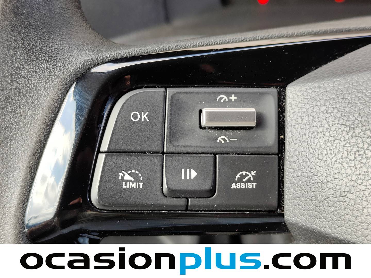 Equipamiento del Peugeot Expert Peugeot Expert Furgon BlueHDi 120 S&S Standard (120 CV)