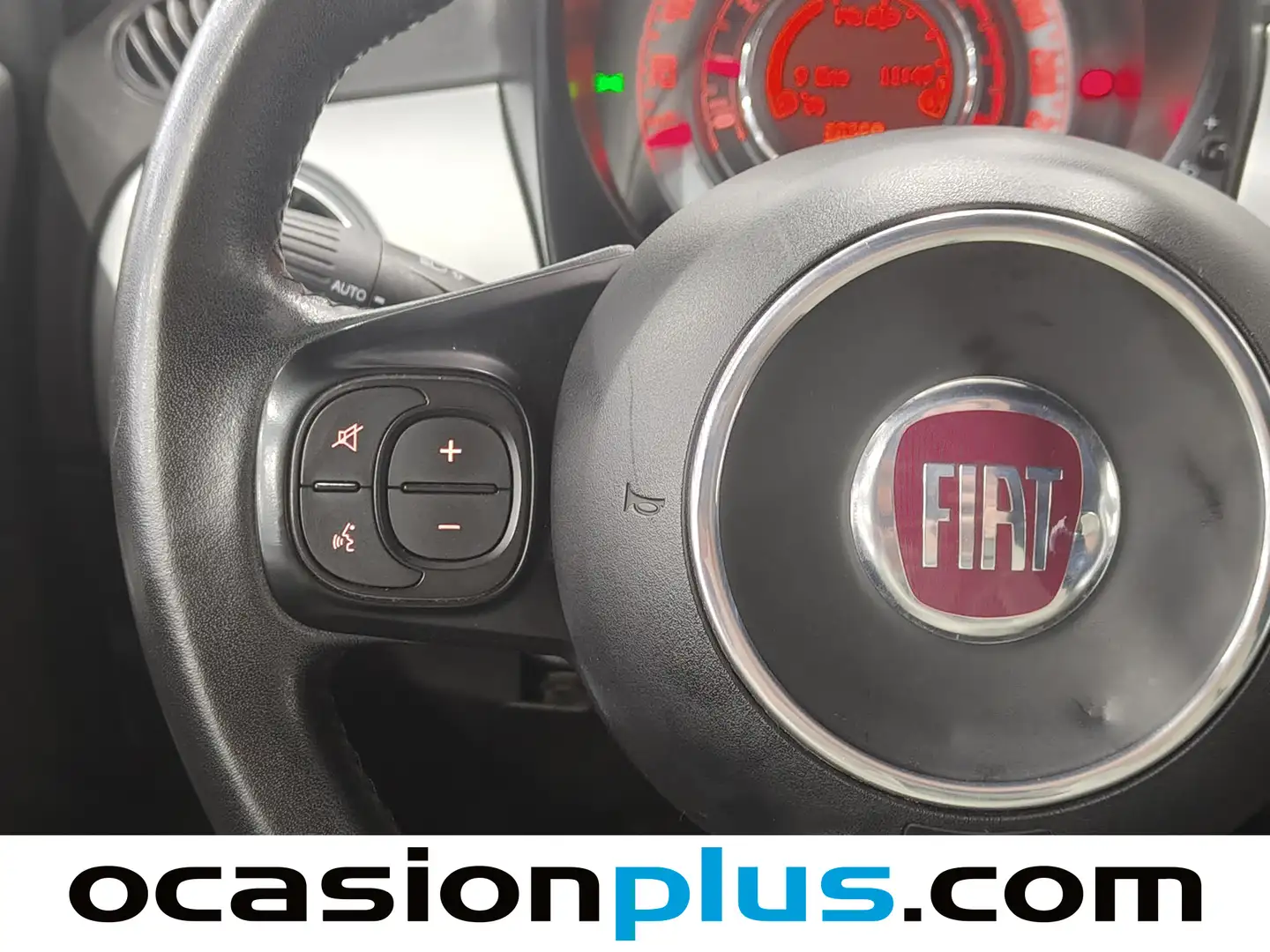Foto Fiat 500C Fiat 500C 1.0 Hybrid Connect (70 CV)