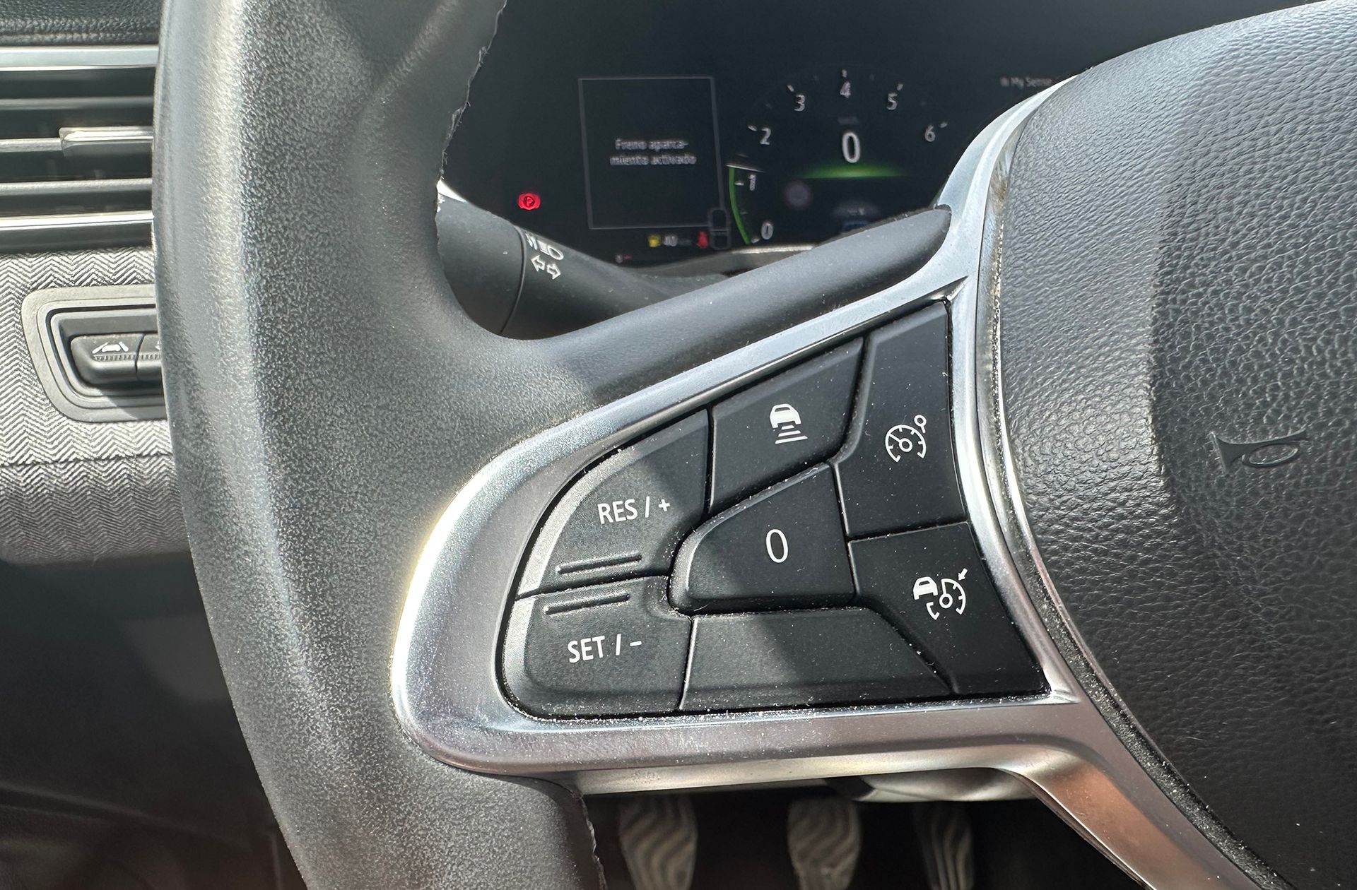 Renault Clio Techno TCe - foto 24