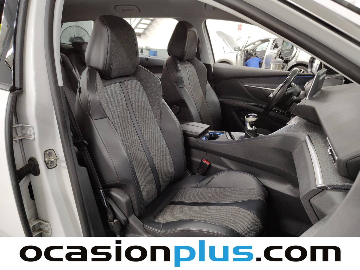 Peugeot 5008 Peugeot 5008 PureTech 130 S&S Allure (130 CV) 7 Plazas gasolina