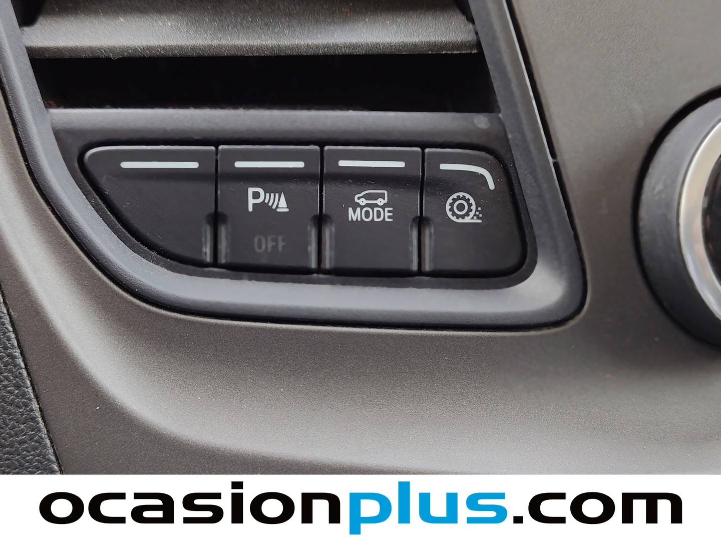 Extras y acabados del Ford Transit Ford Transit Furgon 310 MHEV L3H2 Trend FWD (130 CV)