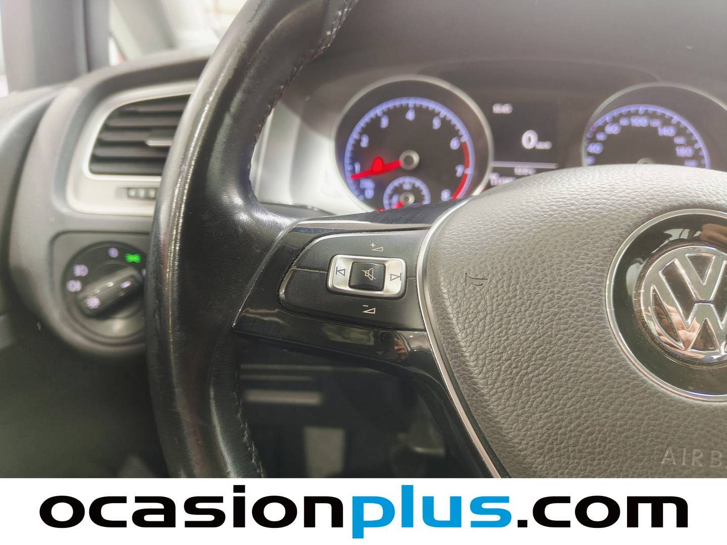 Volkswagen Golf Volkswagen Golf Variant Special Edition 1.2 TSI BMT (110 CV) seminuevo