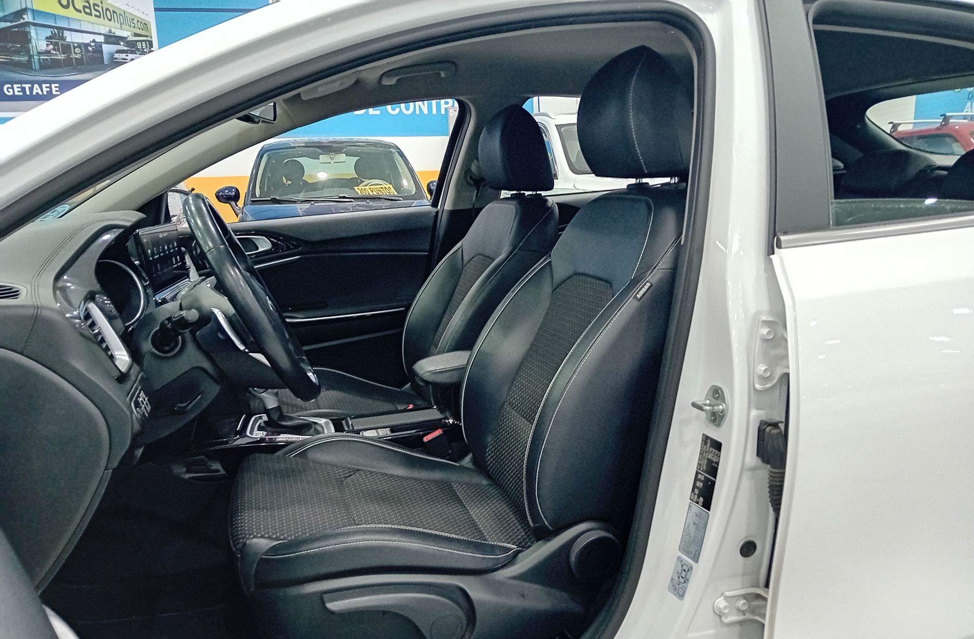 Kia XCeed 1.4 T-GDi Tech DCT - foto 10