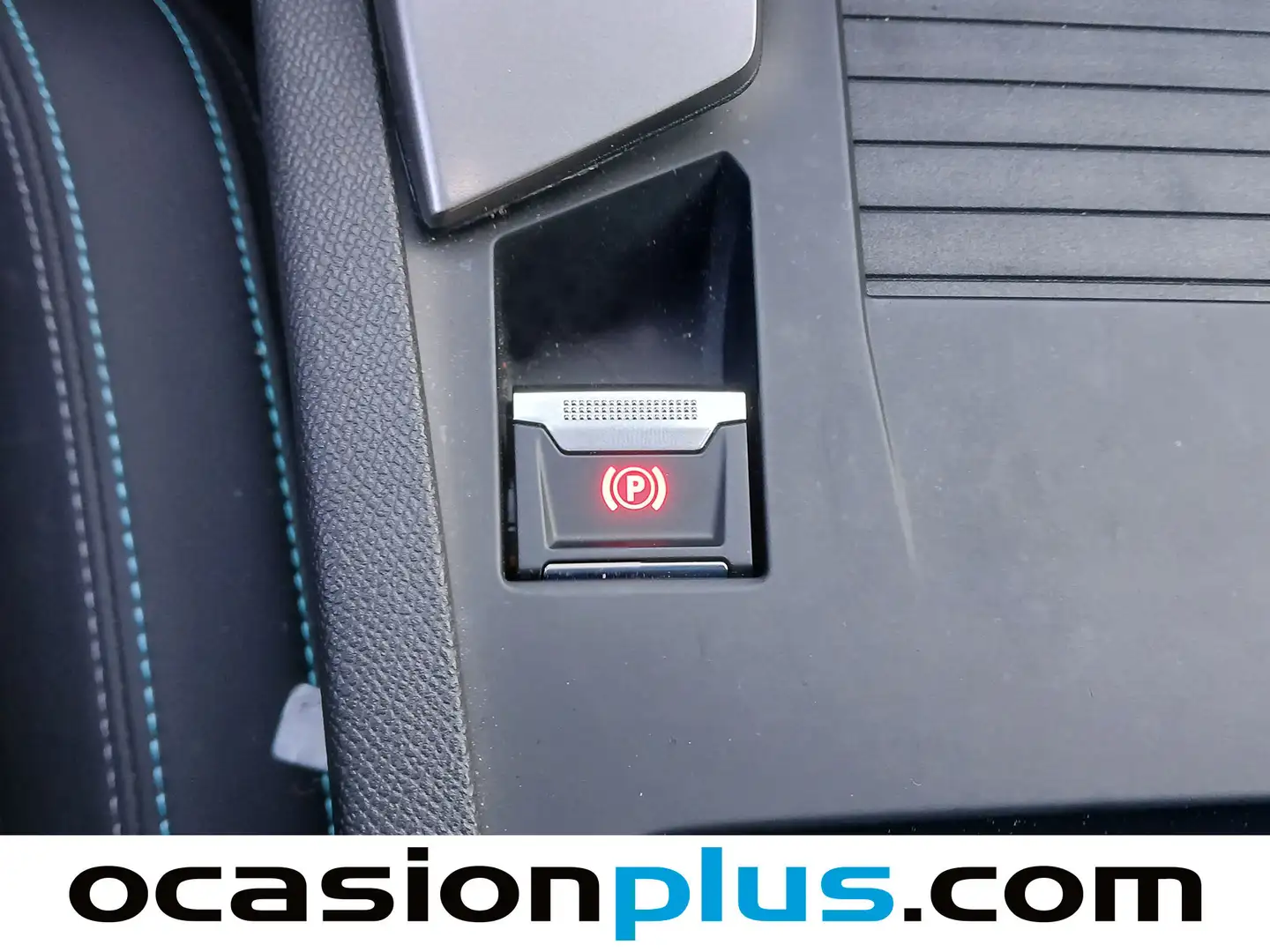 Foto Peugeot 308 Peugeot 308 Allure Hybrid eDCS6 (145 CV)